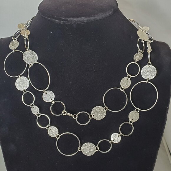 Vetta Silver Textured Disc & Open Link Necklace - Picture 2 of 6